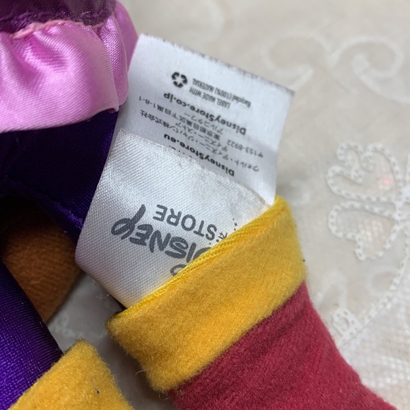 Bundle of 4 Pirate themed plush Jake, Princes, Parrot & Captain Hook Disney - Picture 7 of 9